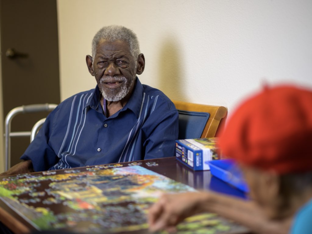 Retirement Community in Pasadena Residents Doing a Puzzle